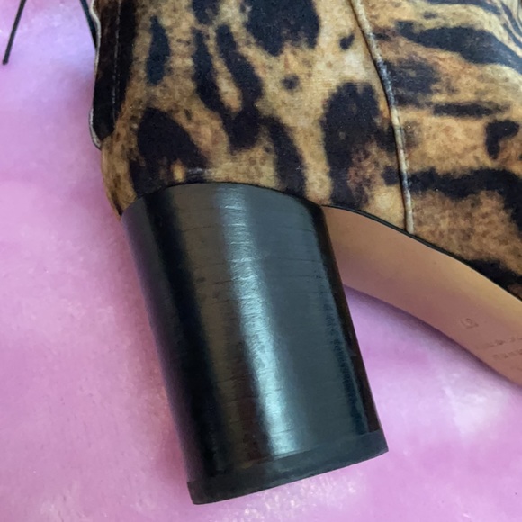 Isabel Marant RITZA leopard print ankle boots - Picture 13 of 16